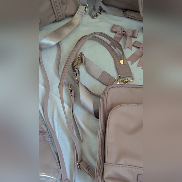 Glass Ladder & Co. Girlhood Collection Lauren Duffle Megan Tote Jenny Sling - Picture 5 of 12